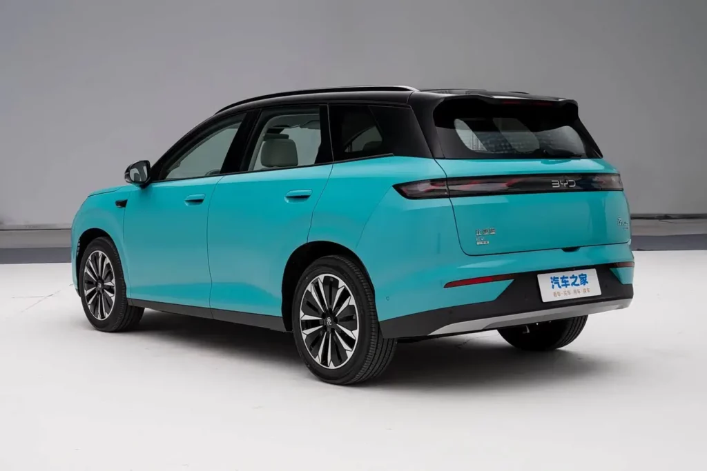 Nowy BYD Atto 3: Większy zasięg, RWD i cena od 69 000 zł w Chinach 3 Nowy BYD Atto 3
