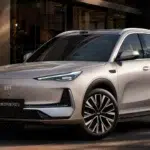 Geely EX5 oficjalnie ujawnione. Elektryczny SUV ma 329 KM 6 geely ex5 update 3