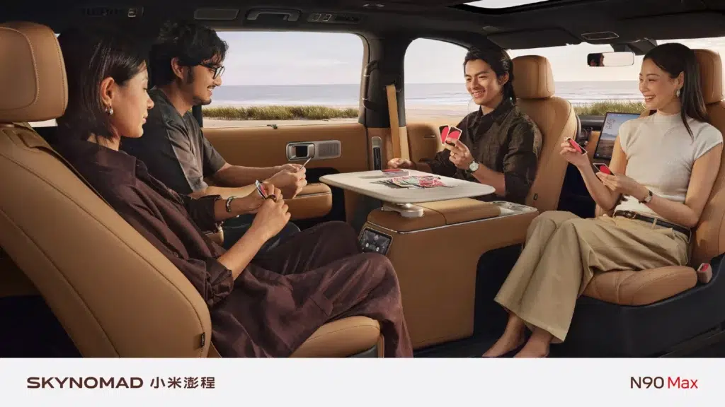 Xiaomi rusza z dostawami SUV-a Skynomad. Lei Jun wręczył kluczyki 4 Boczna linia Xiaomi Skynomad prezentująca aerodynamiczny profil nowoczesnego SUV-a